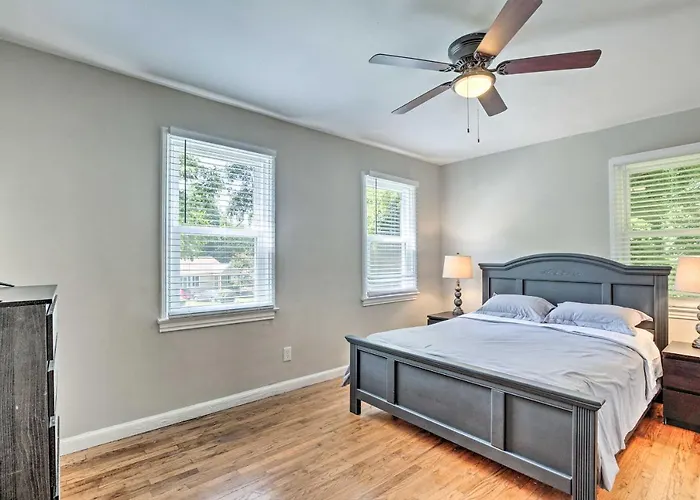 Family-Friendly Atlanta Home About 3 Mi To Downtown!