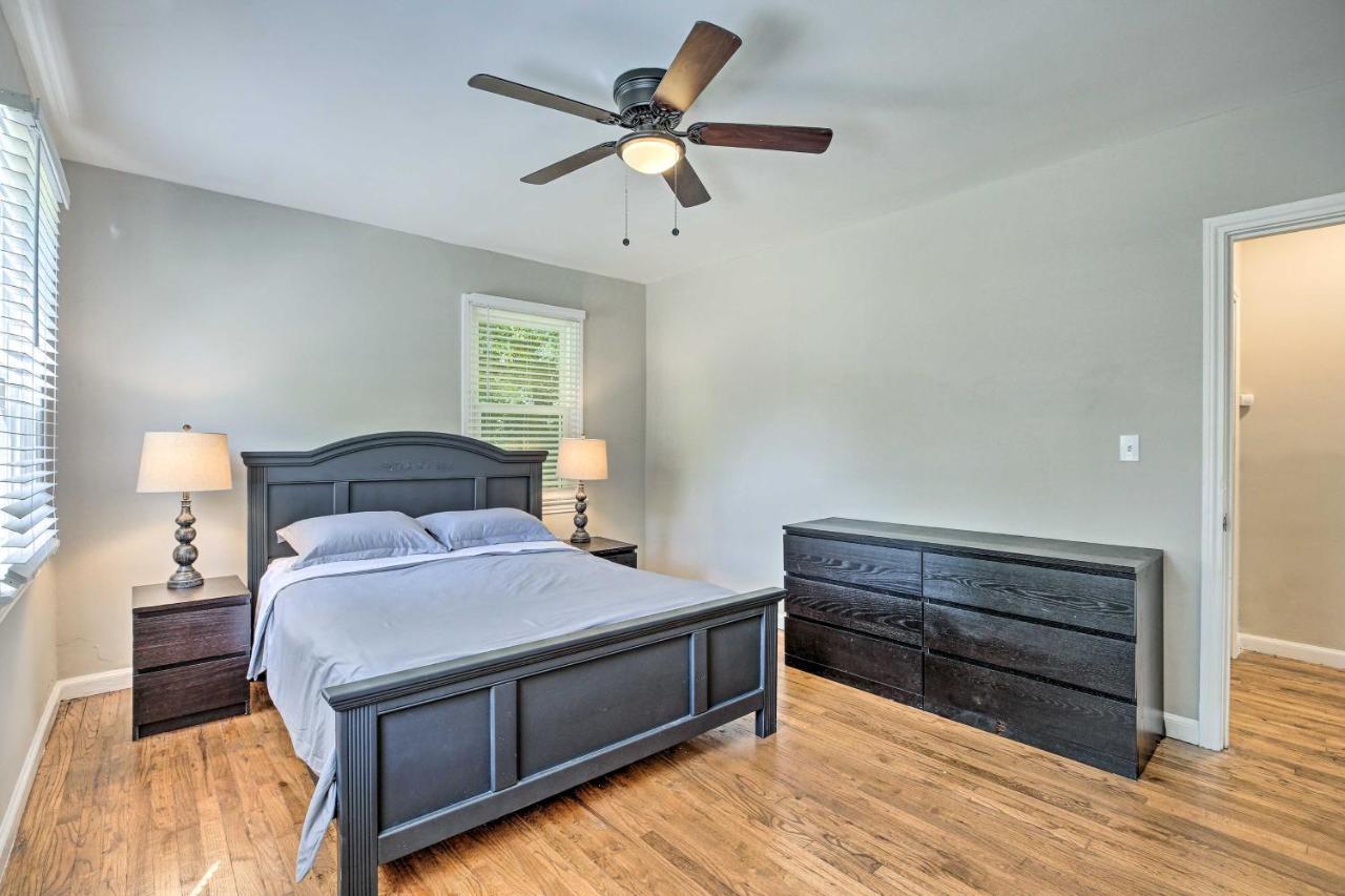 Family-friendly About 3 Mi To Downtown! Ferienhaus *
